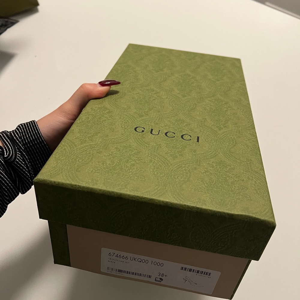 Authentic Gucci Shoe Box - Picture 3 of 3